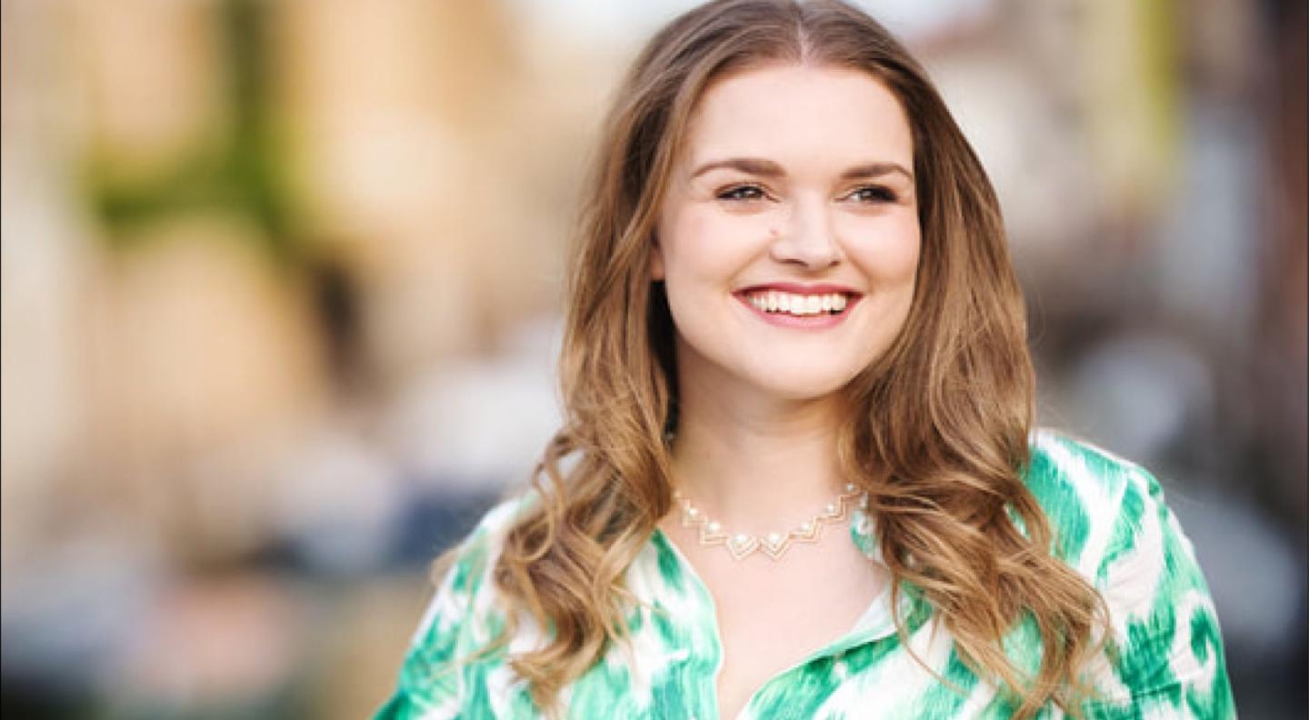 A headshot of Jessica Cale