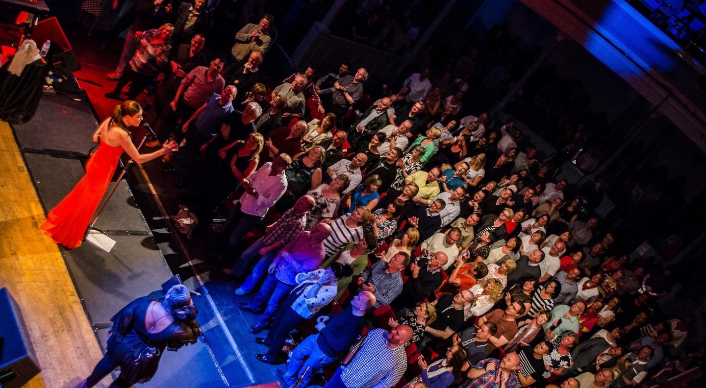 Lisa Stansfield performs to a packed Queen's Hall auditorium