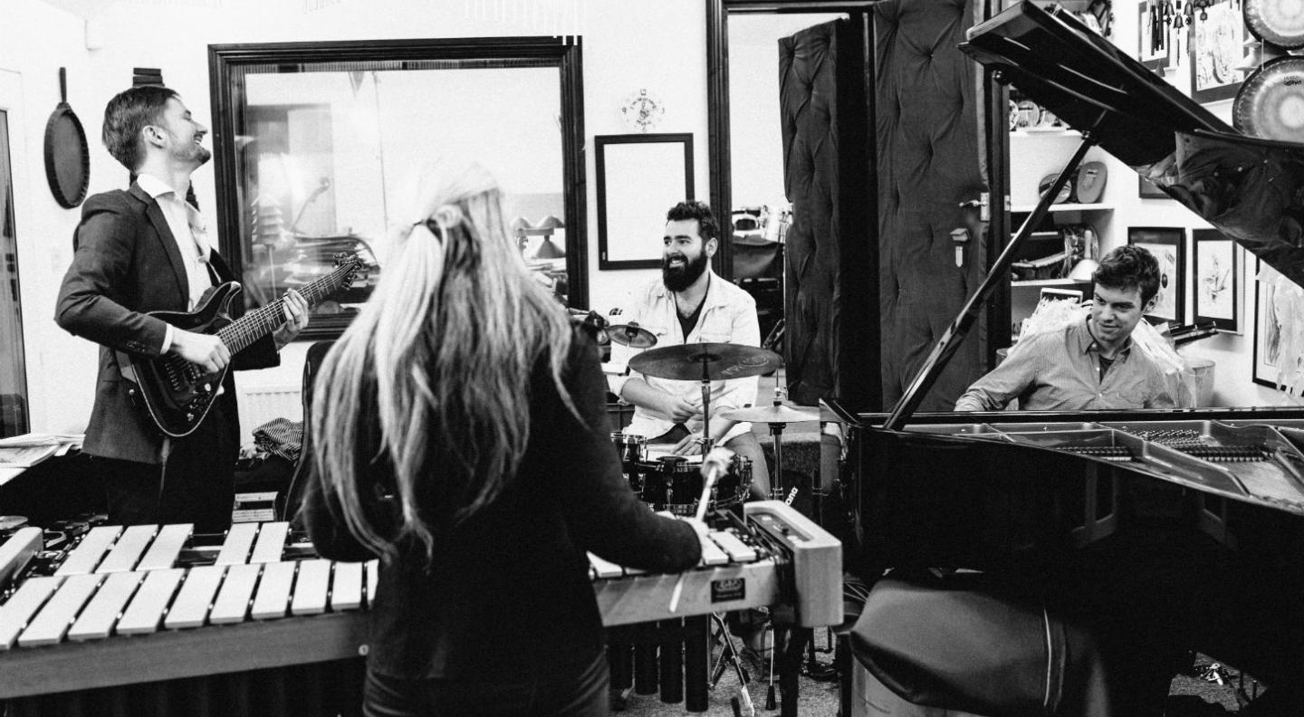 Trio HLK and Evelyn Glennie in rehearsal